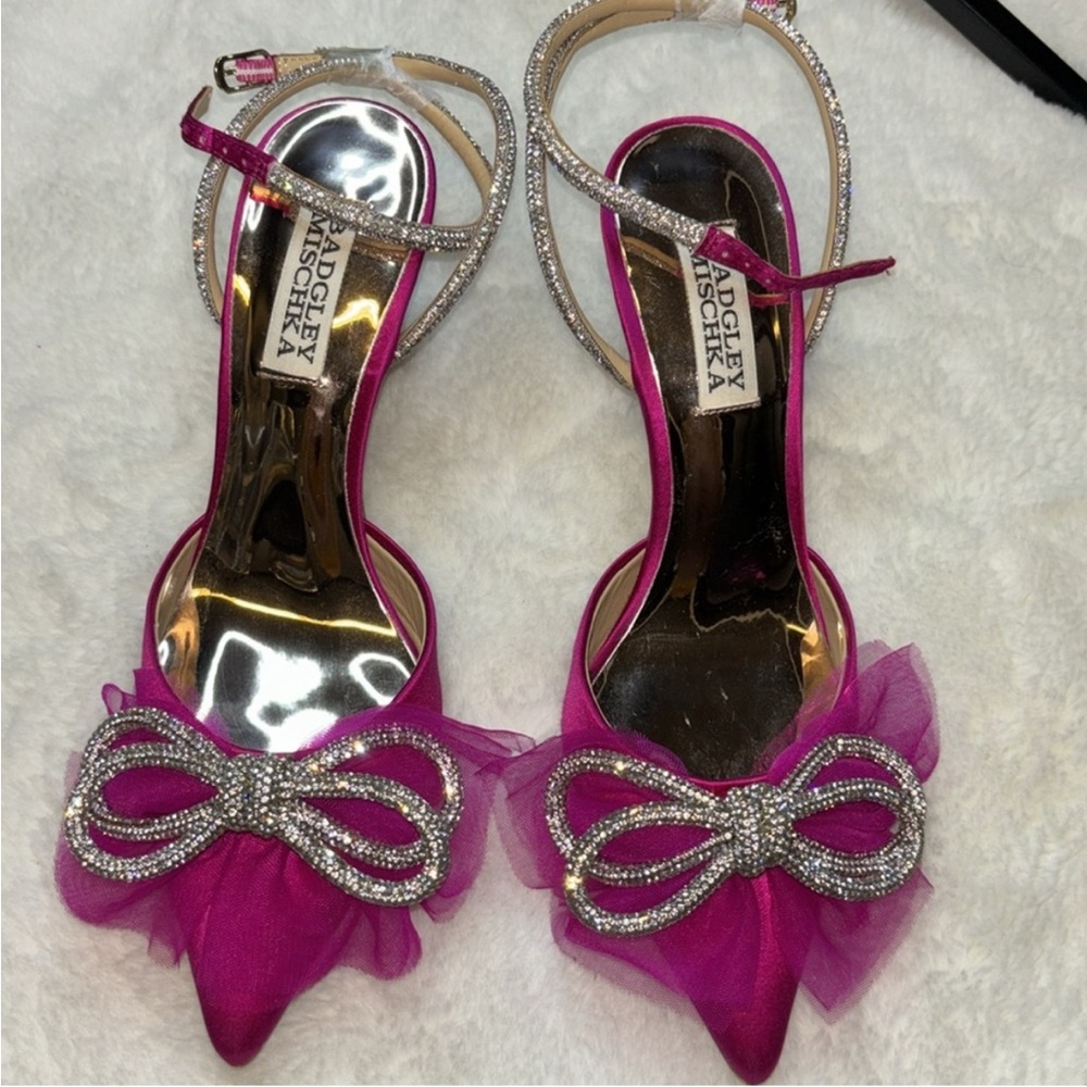 Badgley Mischka Rhinestone Pump